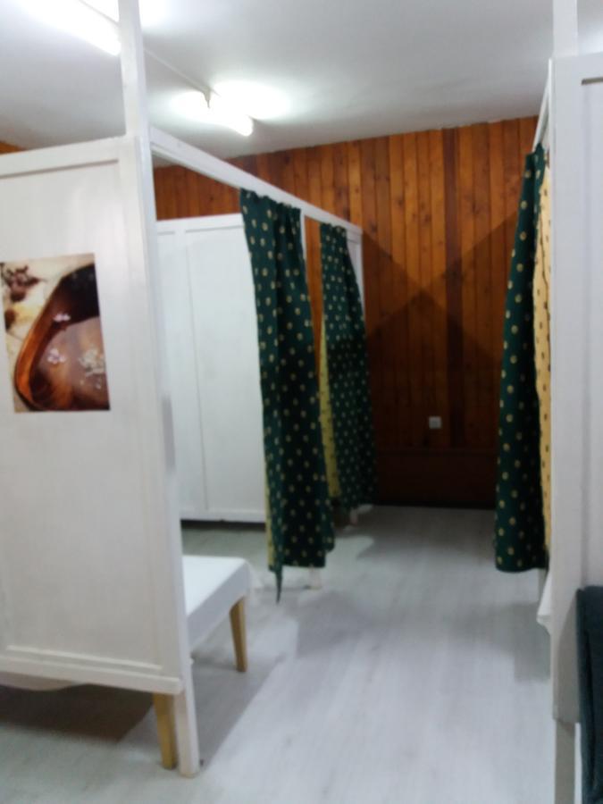 Hotel Stroitel Хисаря Экстерьер фото