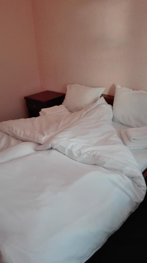Hotel Stroitel Хисаря Экстерьер фото
